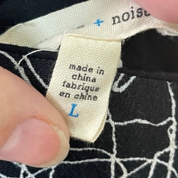 SILENCE + NOISE | Black Short Dress White Abstract Elephant Pattern | Size L - Picture 9 of 13